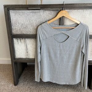 accent opening at neck Soft Surroundings long sleeve stripped stretchy